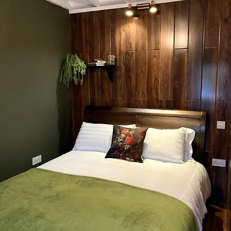 The Nest Lägenhet Anascaul